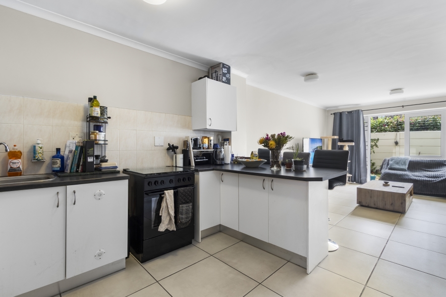 2 Bedroom Property for Sale in Heathfield Western Cape